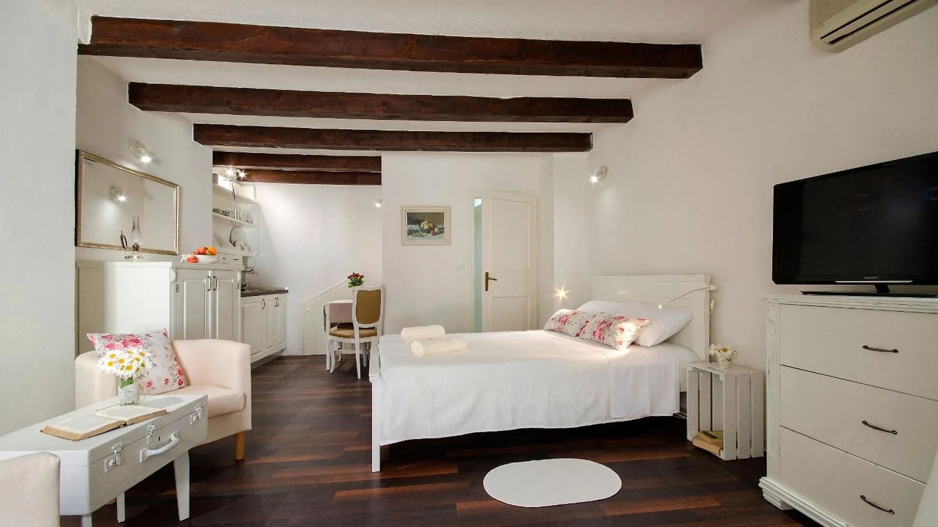 Cozy Studio Una Rovinj